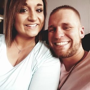 Meet your Posher, Dustin